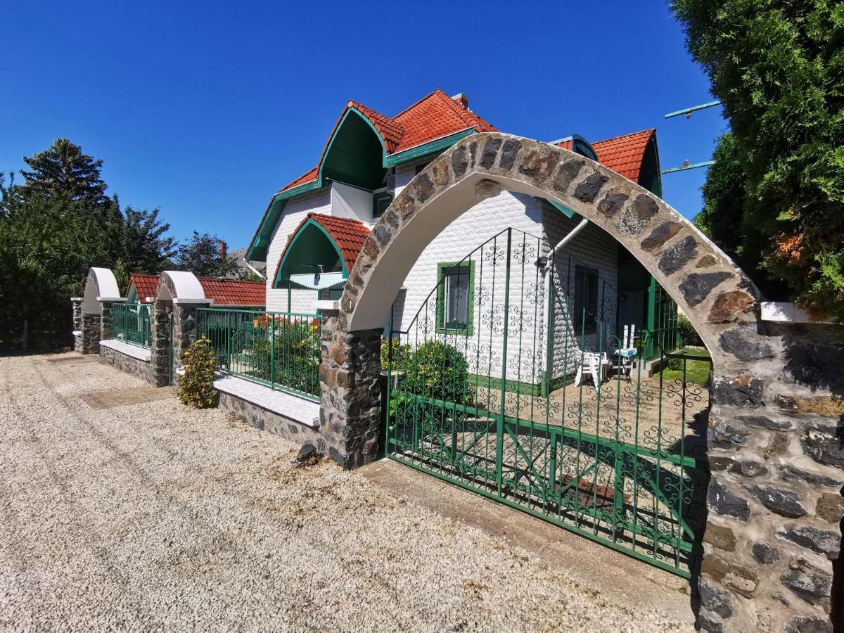 Dolce Villa Balaton Vonyarcvashegy Eksteriør bilde